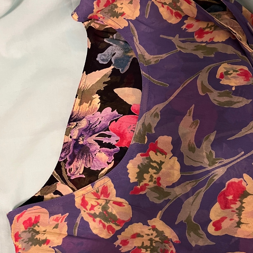 Elegant Floral A-Line Reversible full length dress - Picture 4 of 7